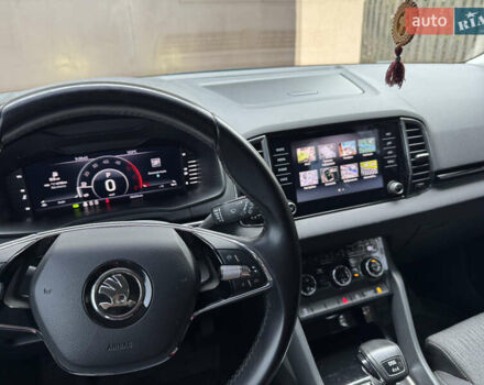 Синій Шкода Karoq, об'ємом двигуна 1.97 л та пробігом 72 тис. км за 31200 $, фото 23 на Automoto.ua