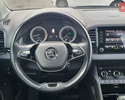 Синий Шкода Karoq, объемом двигателя 1.4 л и пробегом 111 тыс. км за 22500 $, фото 1 на Automoto.ua