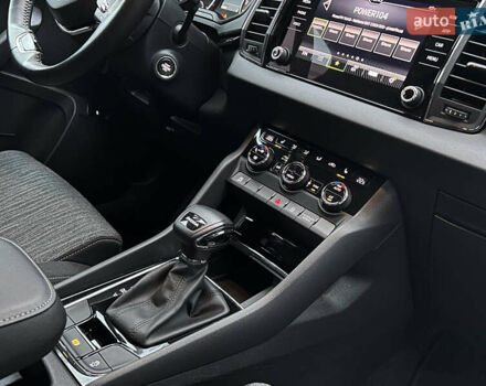 Синий Шкода Karoq, объемом двигателя 1.4 л и пробегом 57 тыс. км за 23999 $, фото 11 на Automoto.ua