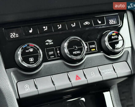 Синий Шкода Karoq, объемом двигателя 1.4 л и пробегом 19 тыс. км за 23999 $, фото 38 на Automoto.ua