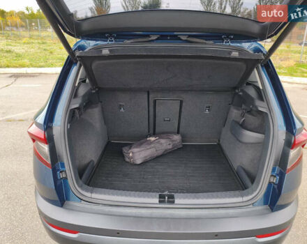 Синий Шкода Karoq, объемом двигателя 1.4 л и пробегом 51 тыс. км за 22750 $, фото 32 на Automoto.ua