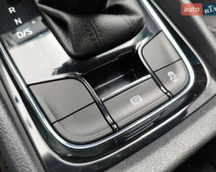 Синий Шкода Karoq, объемом двигателя 1.4 л и пробегом 51 тыс. км за 22750 $, фото 20 на Automoto.ua