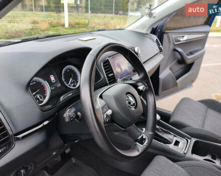 Синий Шкода Karoq, объемом двигателя 1.4 л и пробегом 51 тыс. км за 22750 $, фото 21 на Automoto.ua