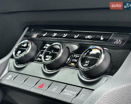 Синий Шкода Karoq, объемом двигателя 1.4 л и пробегом 19 тыс. км за 23999 $, фото 32 на Automoto.ua