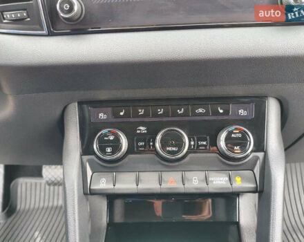 Синий Шкода Karoq, объемом двигателя 1.4 л и пробегом 51 тыс. км за 22750 $, фото 23 на Automoto.ua