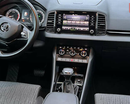 Синий Шкода Karoq, объемом двигателя 1.4 л и пробегом 57 тыс. км за 23999 $, фото 10 на Automoto.ua