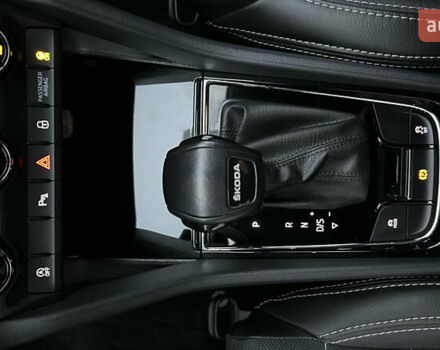 Синій Шкода Karoq, об'ємом двигуна 1.4 л та пробігом 40 тис. км за 26500 $, фото 6 на Automoto.ua