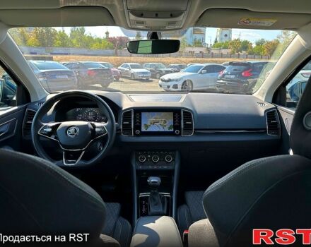 Синий Шкода Karoq, объемом двигателя 1.4 л и пробегом 26 тыс. км за 26900 $, фото 5 на Automoto.ua