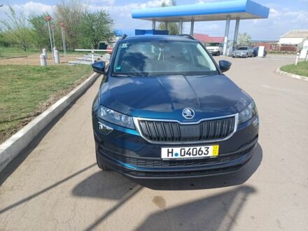Синий Шкода Karoq, объемом двигателя 1.6 л и пробегом 150 тыс. км за 25000 $, фото 1 на Automoto.ua