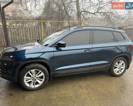 Синий Шкода Karoq, объемом двигателя 1.97 л и пробегом 72 тыс. км за 31200 $, фото 1 на Automoto.ua