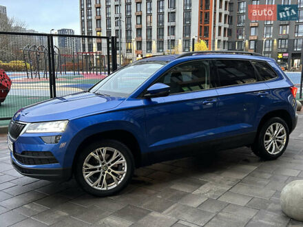 Синий Шкода Karoq, объемом двигателя 1.4 л и пробегом 57 тыс. км за 23999 $, фото 1 на Automoto.ua