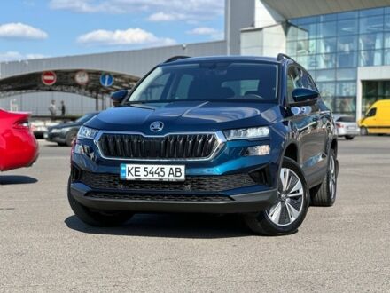 Шкода Karoq 2023 в Кривом Роге на Automoto.ua Синий Шкода Karoq, объемом двигателя 1.4 л и пробегом 26 тыс. км за 26500 $, фото 1 на Automoto.ua