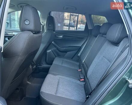 Зелений Шкода Karoq, об'ємом двигуна 1.4 л та пробігом 45 тис. км за 22500 $, фото 23 на Automoto.ua