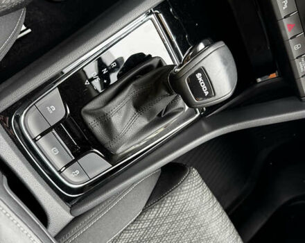 Помаранчевий Шкода Karoq, об'ємом двигуна 1.4 л та пробігом 8 тис. км за 25900 $, фото 28 на Automoto.ua