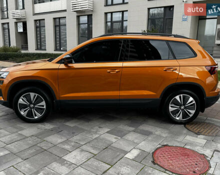 Помаранчевий Шкода Karoq, об'ємом двигуна 1.4 л та пробігом 8 тис. км за 25900 $, фото 4 на Automoto.ua