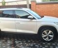 Белый Шкода Kodiaq, объемом двигателя 1.97 л и пробегом 125 тыс. км за 29000 $, фото 1 на Automoto.ua