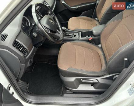 Білий Шкода Kodiaq, об'ємом двигуна 2 л та пробігом 240 тис. км за 21950 $, фото 21 на Automoto.ua