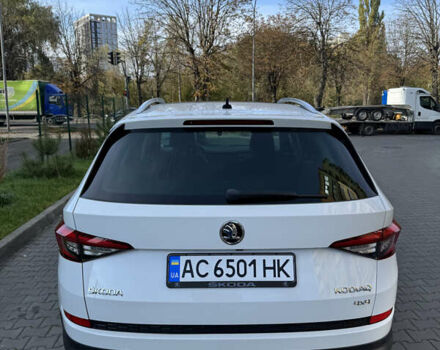 Белый Шкода Kodiaq, объемом двигателя 1.97 л и пробегом 296 тыс. км за 26500 $, фото 5 на Automoto.ua