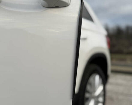 Белый Шкода Kodiaq, объемом двигателя 1.97 л и пробегом 184 тыс. км за 25900 $, фото 20 на Automoto.ua