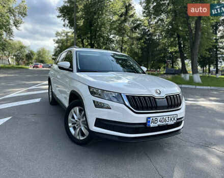 Білий Шкода Kodiaq, об'ємом двигуна 1.97 л та пробігом 187 тис. км за 24999 $, фото 64 на Automoto.ua