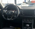 Белый Шкода Kodiaq, объемом двигателя 1.97 л и пробегом 310 тыс. км за 25500 $, фото 10 на Automoto.ua