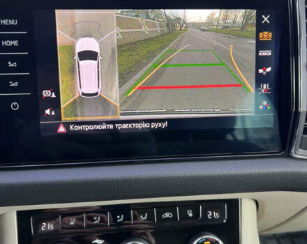 Белый Шкода Kodiaq, объемом двигателя 2 л и пробегом 141 тыс. км за 26200 $, фото 19 на Automoto.ua
