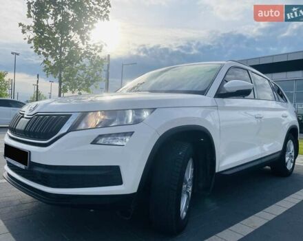 Белый Шкода Kodiaq, объемом двигателя 1.98 л и пробегом 250 тыс. км за 19500 $, фото 29 на Automoto.ua