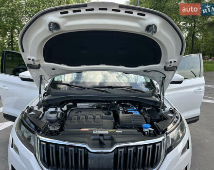 Білий Шкода Kodiaq, об'ємом двигуна 1.97 л та пробігом 187 тис. км за 24999 $, фото 7 на Automoto.ua