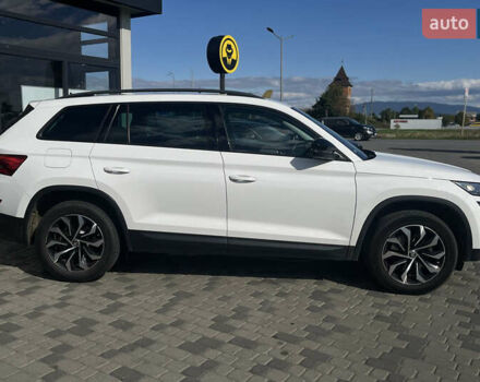 Белый Шкода Kodiaq, объемом двигателя 1.97 л и пробегом 310 тыс. км за 25500 $, фото 7 на Automoto.ua
