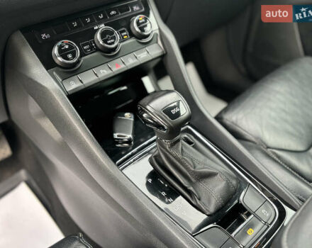 Білий Шкода Kodiaq, об'ємом двигуна 2 л та пробігом 248 тис. км за 21499 $, фото 12 на Automoto.ua