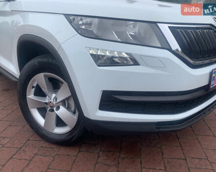 Белый Шкода Kodiaq, объемом двигателя 2 л и пробегом 244 тыс. км за 21950 $, фото 8 на Automoto.ua