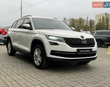 Шкода Kodiaq 2017 в Киеве на Automoto.ua Белый Шкода Kodiaq, объемом двигателя 1.98 л и пробегом 213 тыс. км за 19950 $, фото 8 на Automoto.ua