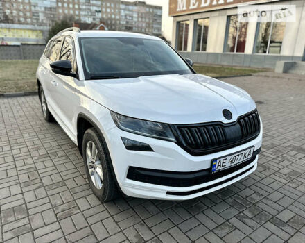 Білий Шкода Kodiaq, об'ємом двигуна 2 л та пробігом 173 тис. км за 26300 $, фото 11 на Automoto.ua