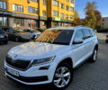 Белый Шкода Kodiaq, объемом двигателя 1.97 л и пробегом 296 тыс. км за 26500 $, фото 2 на Automoto.ua