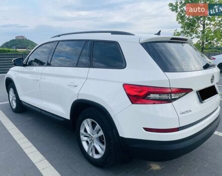 Белый Шкода Kodiaq, объемом двигателя 1.98 л и пробегом 250 тыс. км за 19500 $, фото 43 на Automoto.ua
