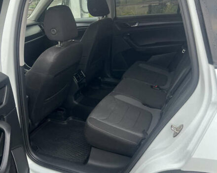 Білий Шкода Kodiaq, об'ємом двигуна 1.97 л та пробігом 239 тис. км за 23500 $, фото 11 на Automoto.ua