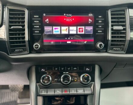 Білий Шкода Kodiaq, об'ємом двигуна 2 л та пробігом 248 тис. км за 21499 $, фото 7 на Automoto.ua