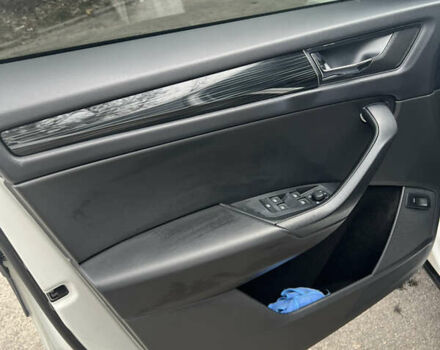 Белый Шкода Kodiaq, объемом двигателя 1.97 л и пробегом 101 тыс. км за 27000 $, фото 13 на Automoto.ua