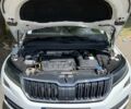 Белый Шкода Kodiaq, объемом двигателя 1.98 л и пробегом 140 тыс. км за 28700 $, фото 66 на Automoto.ua