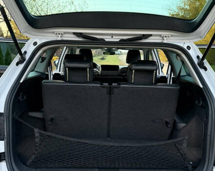 Белый Шкода Kodiaq, объемом двигателя 1.97 л и пробегом 146 тыс. км за 28500 $, фото 11 на Automoto.ua