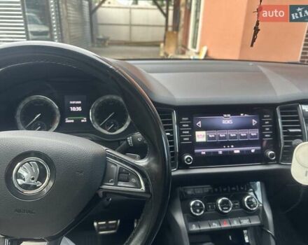Білий Шкода Kodiaq, об'ємом двигуна 1.97 л та пробігом 277 тис. км за 27000 $, фото 11 на Automoto.ua