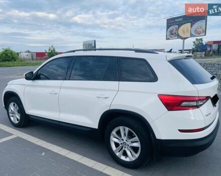 Белый Шкода Kodiaq, объемом двигателя 1.98 л и пробегом 250 тыс. км за 19500 $, фото 48 на Automoto.ua