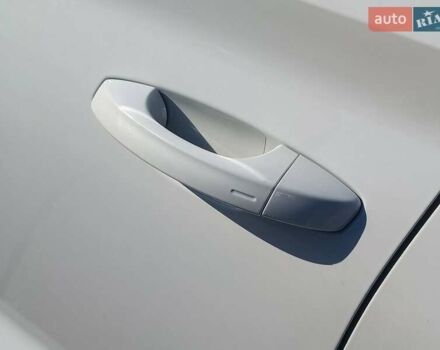 Білий Шкода Kodiaq, об'ємом двигуна 2 л та пробігом 125 тис. км за 29790 $, фото 15 на Automoto.ua