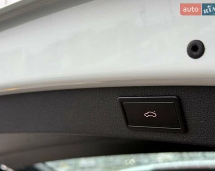 Белый Шкода Kodiaq, объемом двигателя 1.97 л и пробегом 174 тыс. км за 24100 $, фото 10 на Automoto.ua