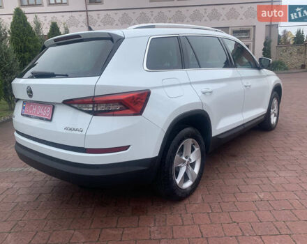 Белый Шкода Kodiaq, объемом двигателя 2 л и пробегом 244 тыс. км за 21950 $, фото 6 на Automoto.ua