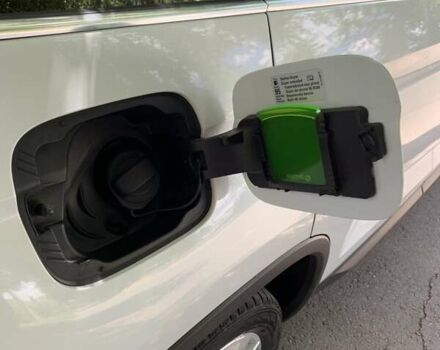 Белый Шкода Kodiaq, объемом двигателя 1.98 л и пробегом 140 тыс. км за 28700 $, фото 67 на Automoto.ua