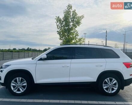 Белый Шкода Kodiaq, объемом двигателя 1.98 л и пробегом 250 тыс. км за 19500 $, фото 32 на Automoto.ua