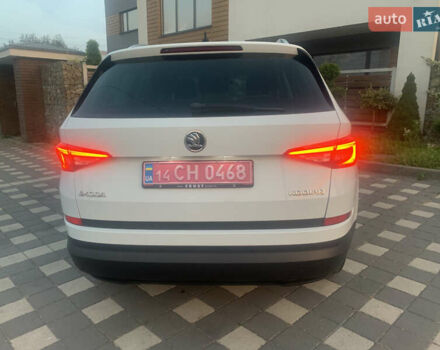 Белый Шкода Kodiaq, объемом двигателя 2 л и пробегом 244 тыс. км за 22800 $, фото 15 на Automoto.ua