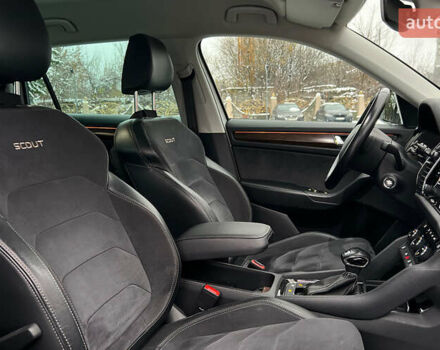 Белый Шкода Kodiaq, объемом двигателя 1.97 л и пробегом 147 тыс. км за 26900 $, фото 19 на Automoto.ua