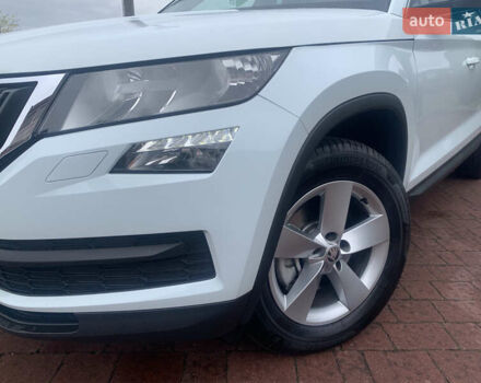 Белый Шкода Kodiaq, объемом двигателя 2 л и пробегом 244 тыс. км за 21950 $, фото 9 на Automoto.ua